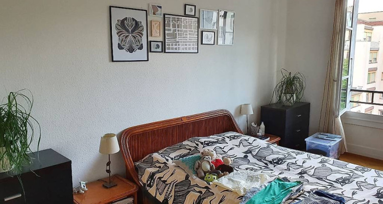 Appartement de 3 pièces au 4ème étage localiser à Genève 1202 image 2