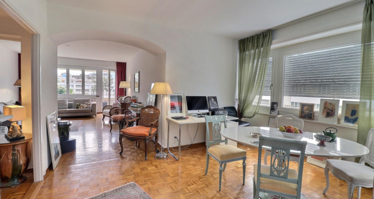 VENTE CLASSIQUE Magnifique attique traversant avec grandes terrasses et 5 pièces GENEVE image 3