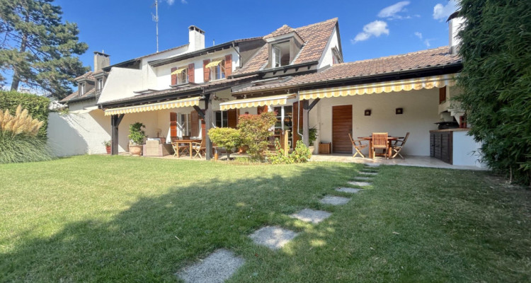 Magnifique maison avec piscine image 3