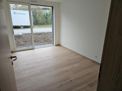 Appartement neuf de 5 pièces au RDC avec jardin à Meyrin 1217 image 1