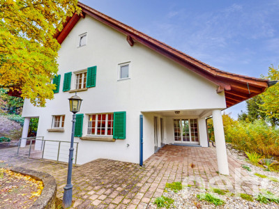 Wunderschöne 7.5 Zi-Villa im Grünen, perfekt für Familien image 1