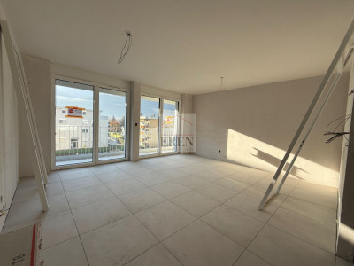 Grand studio avec balcon sud de 7,5 m2 image 1