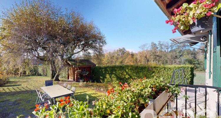 Maison familiale avec grand jardin en pleine nature image 1