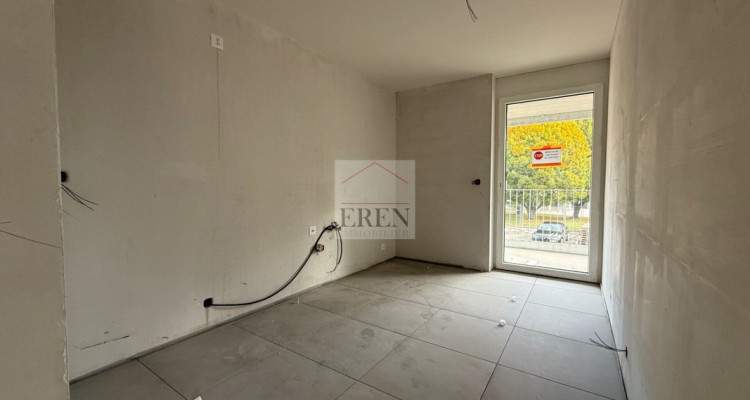 Appartement 2,5 pièces neuf avec balcon de 32 m2 image 5