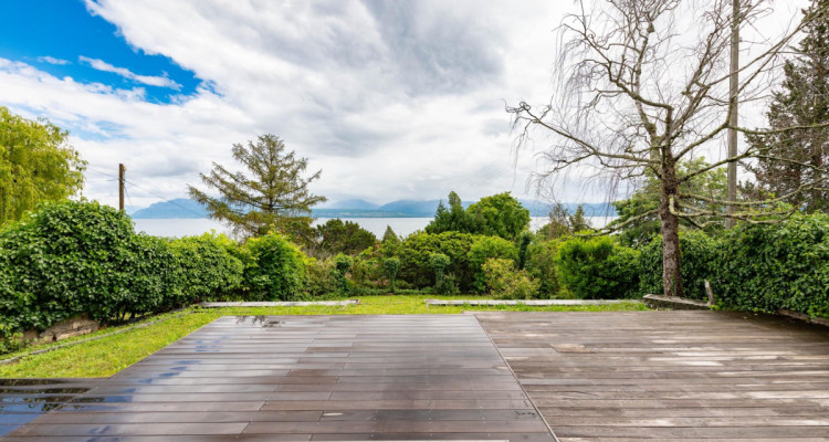 Superbe villa individuelle entièrement rénovée, vue sur le lac et les Alpes image 3