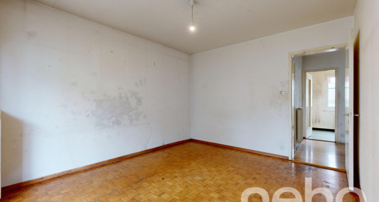 Appartement 3.5p à rénover, emplacement idéal à deux pas de tout image 5