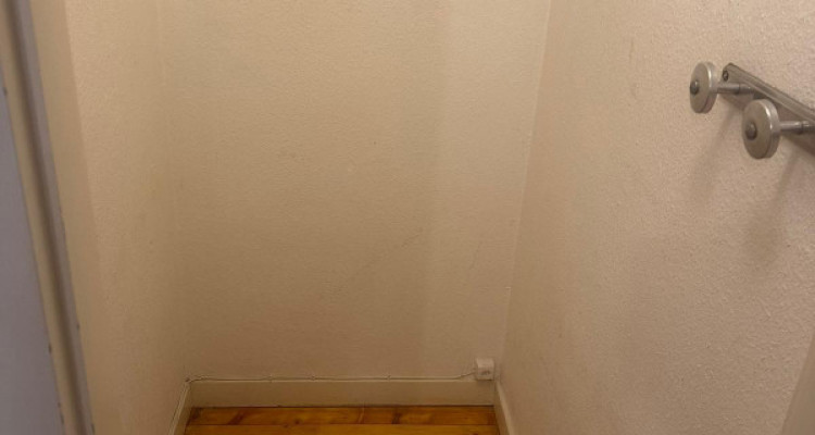 Appartement de 3 pièces au 3ème étage localiser à Genève 1203 image 4