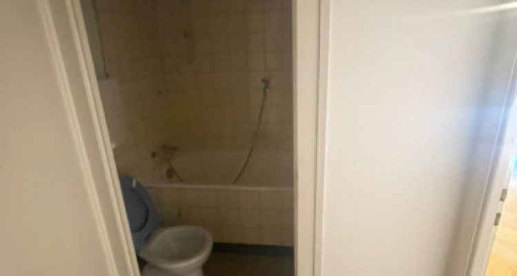 Appartement de 3 pièces au 3ème étage localiser à Genève 1205 image 4