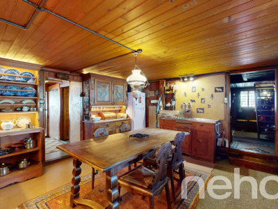 Exclusif: Authentique vieux chalet dalpage image 1