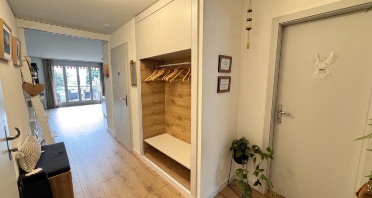 Bel appartement entièrement rénové avec vue dégagée  image 6