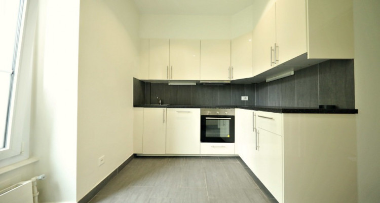 Appartement rénové de 2,5 pièces, 50 m2, à Lausanne image 2