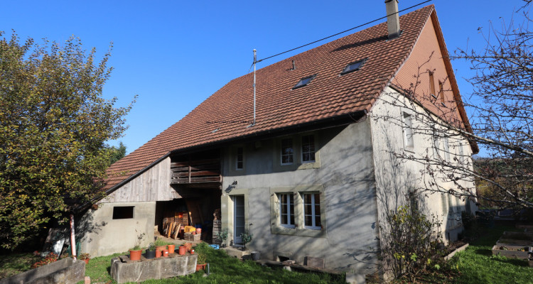 Ferme dhabitation de 8.5 pièces image 1