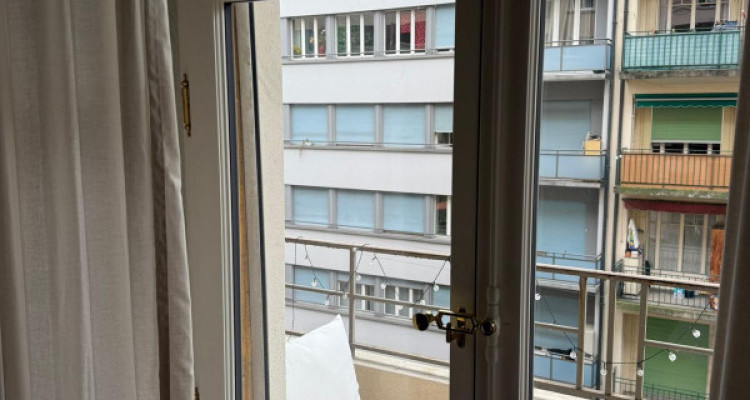 Appartement de 4 pièces au 3ème étage situé à Genève 1205 image 6