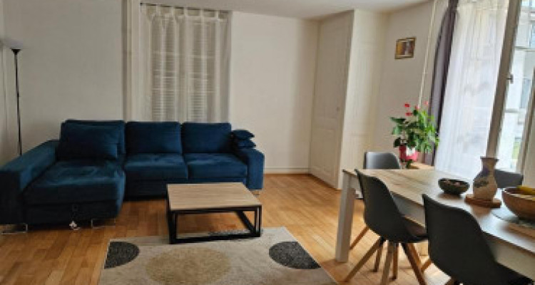 Appartement de 3,5 pièces au RDC au Vieux Carouge 1227 image 1