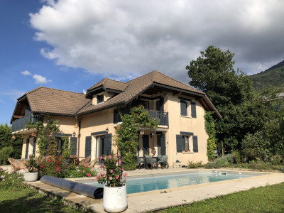 Près Genève / France voisine, Saint-cergues, Grande maison vente Savoie, piscine image 2