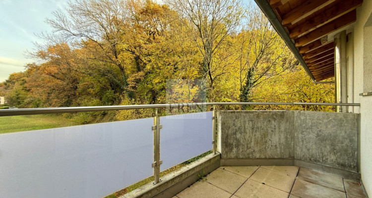 Spacieux et lumineux attique 4,5 pièces traversant avec terrasse et balcon à vendre à Pont-de-la-Morge (Sion) image 13