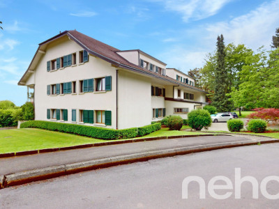 Très bel appartement  avec vue sur le lac au Domaine Eden Golf image 1