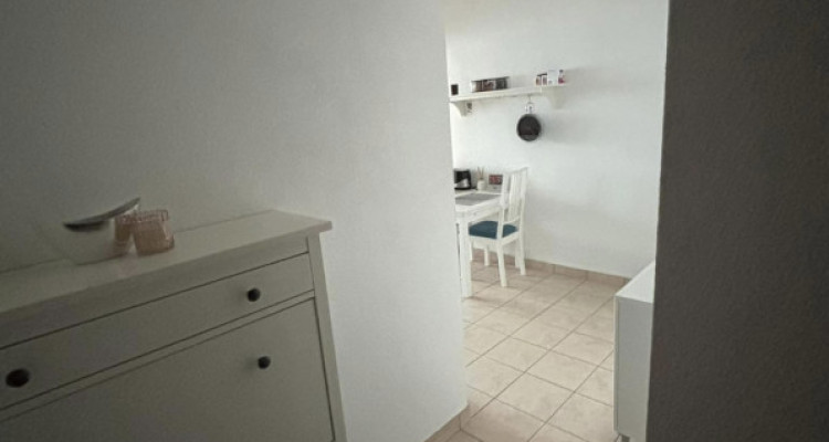 Appartement 2,5 pièces à Onex image 3