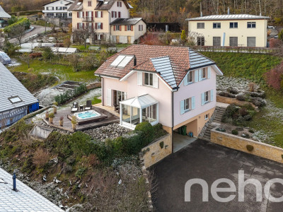 Sublime maison de 5.5p avec terrasse, vue et espace spa/cinéma de 80m2 image 1