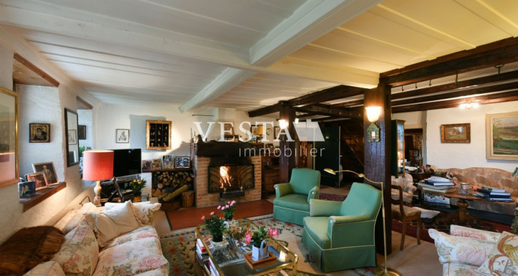 EXCLUSIVE PROPERTY FOR GOLFERS AND HORSE RIDERS ! image 1