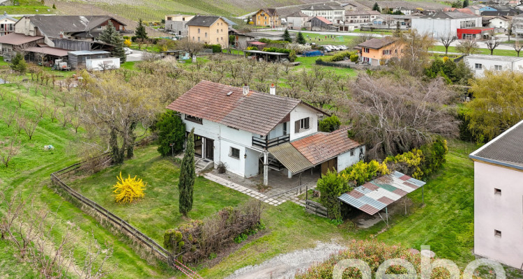 Fort potentiel: maison à rénover sur parcelle généreuse à Charrat image 3