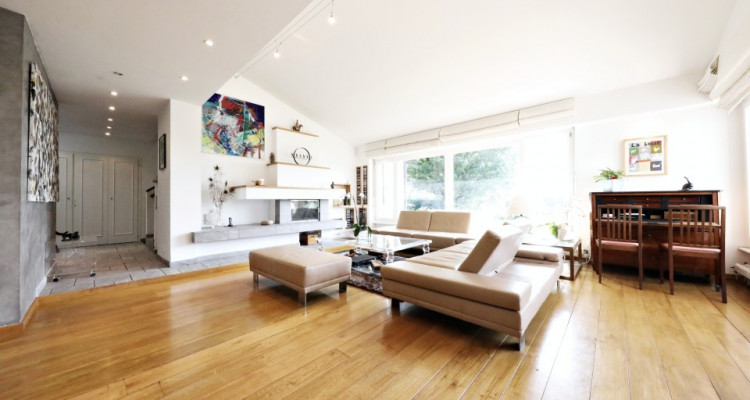 Splendide maison individuelle / Vue imprenable - 5 chambres - Piscine image 3