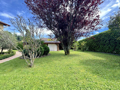 Maison avec Jardin, Terrasse et Espace de Vie Extérieur image 1