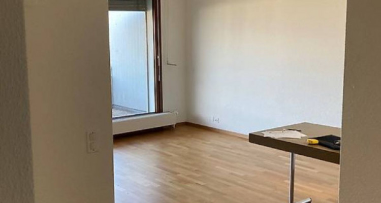 Appartement de 3,5 pièces au 9ème étage localiser à Genève 1209 image 1