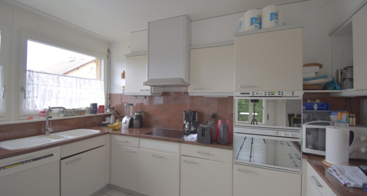 À Founex, votre maison familiale : maison spacieuse avec jardin et vue sur les vignes image 4