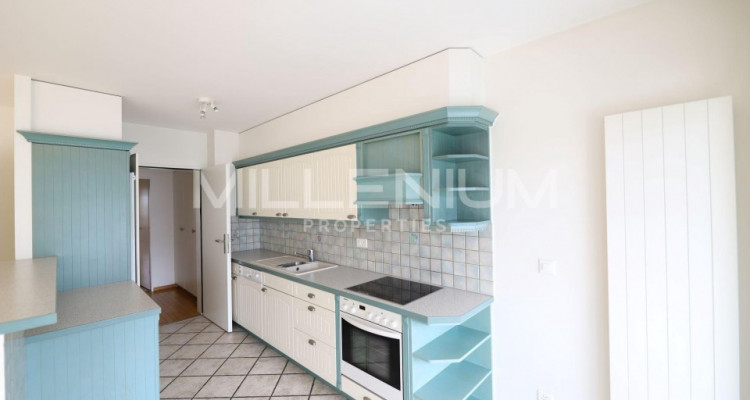 Appartement 4 pièces à Petit-Lancy image 2