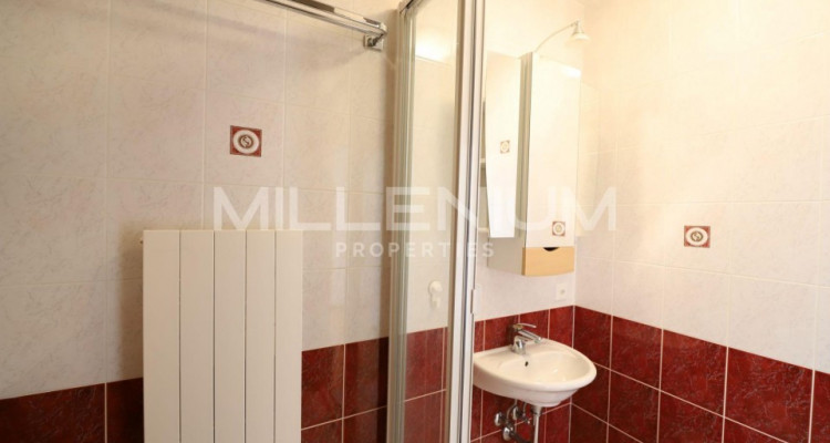 Appartement 4 pièces à Petit-Lancy image 6