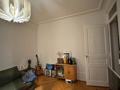 Appartement 3,5 pièces situé à Plainpalais. image 1