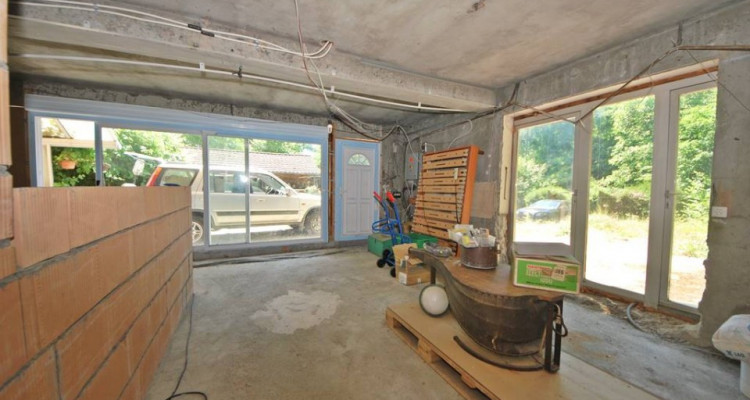 A rénover: Villa individuelle au calme en zone bois et forêt image 3