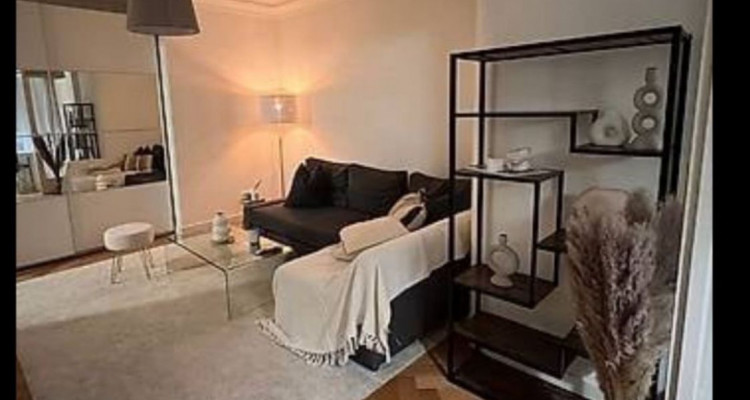 Appartement de 2,5 pièces au 4 ème étage localiser à Genève 1205 image 3