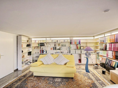 SUPERBE VUE AU CALME DANS QUARTIER RESIDENTIEL image 10