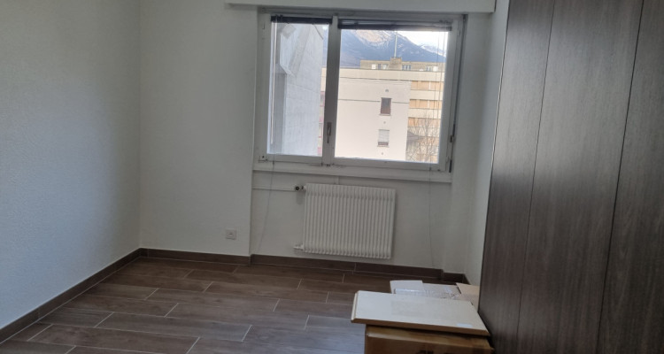 très bel appartement sis au centre ville image 12