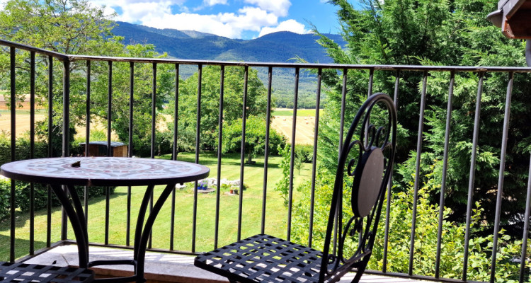 Maison familiale avec une magnifique vue sur le jura et le Golf de Chéserex image 4