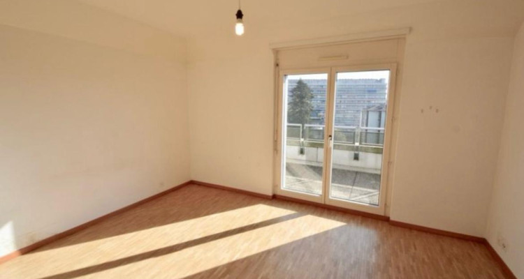 Magnifique appartement de 5 pièces au 7ème étage localiser à Genève 1202 image 2