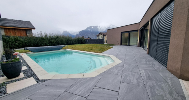 Luxueuse villa moderne de plein pied, piscine,Jacuzzi image 2