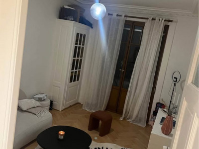 Appartement de 2,5 pièces au RDC localiser à Genève 1203 image 1