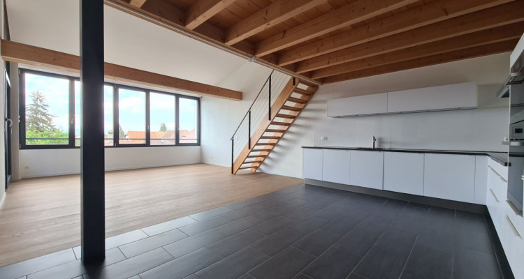 Magnifique appartement avec loggia et vue dégagée image 3