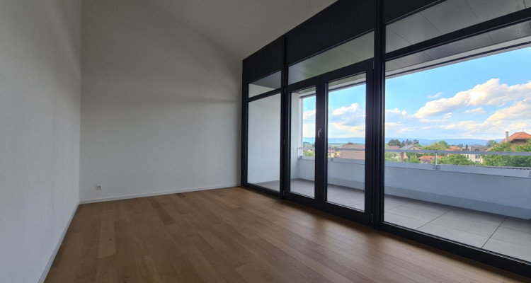 Magnifique appartement avec loggia et vue dégagée image 7