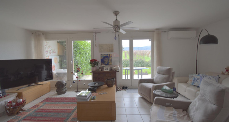 À Founex, votre maison familiale : maison spacieuse avec jardin et vue sur les vignes image 3