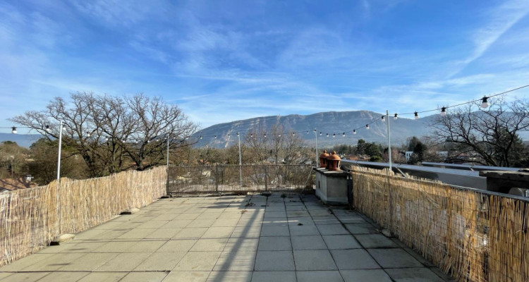 Beau Duplex terrasse en attique dans maison de Maitre image 7