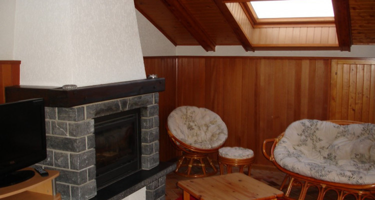 Bel attique meublé de 3 pièces /possibilité de louer pour la saison dhiver  image 5