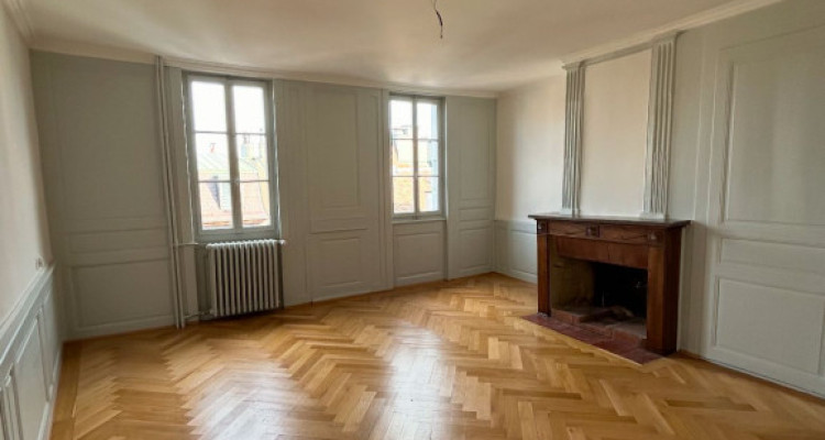 Appartement de 1,5 pièces au 4ème étage localiser à Genève 1204 image 1