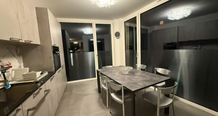 Magnifique appartement meublé de 4 pièces au 1ère étage à Onex 1213 image 1