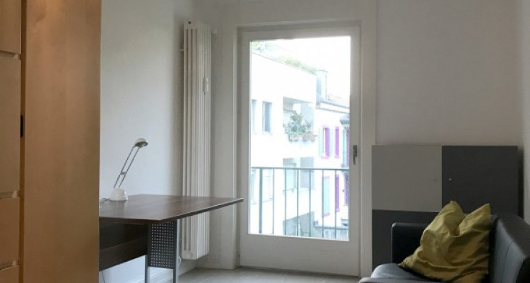 WG-Zimmer mit Balkon und möbliert  / Shared flat nahe Rhein image 1