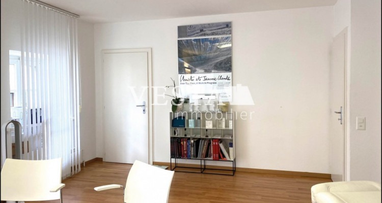 LUTRY BOURG : Medical office | Offices for rent image 3