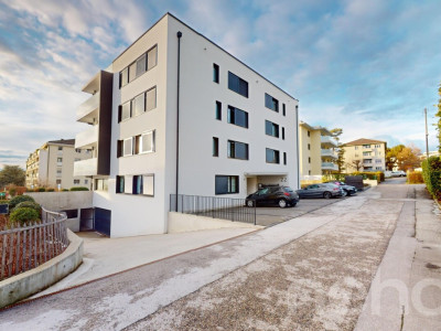 Appartement lumineux dans petite PPE avec grand balcon image 1